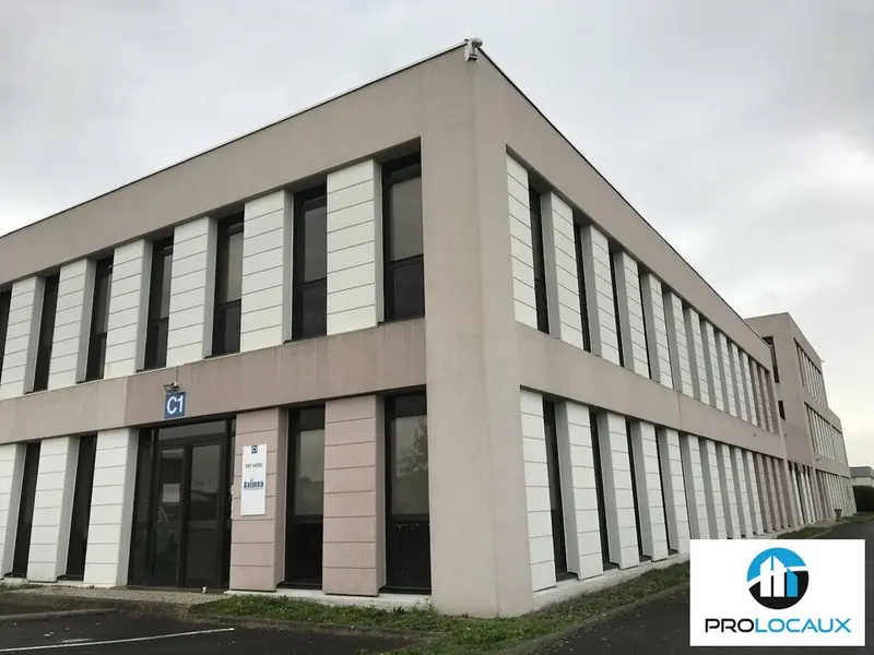 Bureau à louer - Compiègne (60200) - 210 m² - 2 362 €/mois