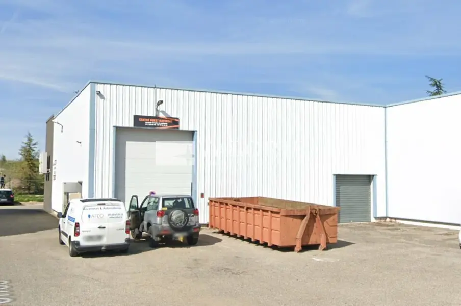 A louer Locaux d'activité 380m² Lentilly