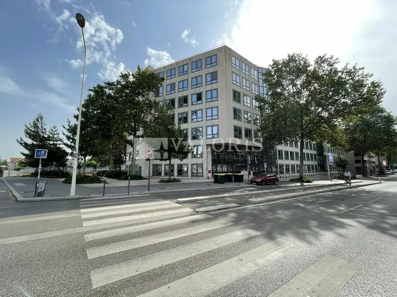 A louer Bureaux 2396m² Lyon 03