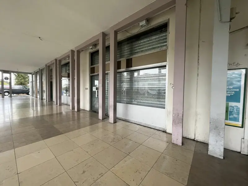 A vendre Local commercial  259.62m² Lyon 05