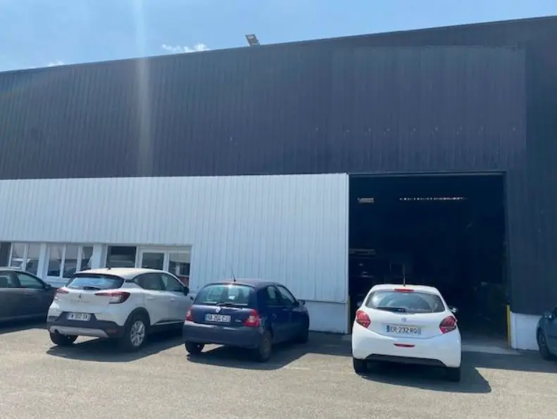 A louer Locaux d'activité 600m² Saint-Étienne-du-Rouvray