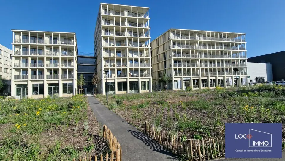 A louer Local commercial  120m² 
