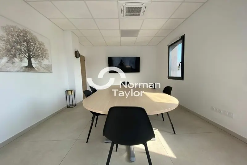 A louer Bureaux 175m² Montpellier