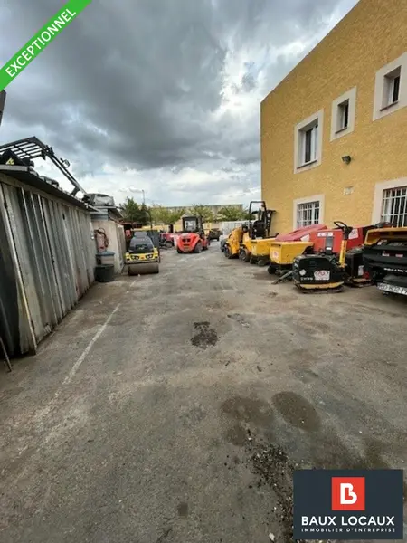  A VENDRE : ZI EUROFLORY  LOCAL D ACTIVITE DE 650M2 AVEC EXTERIEUR