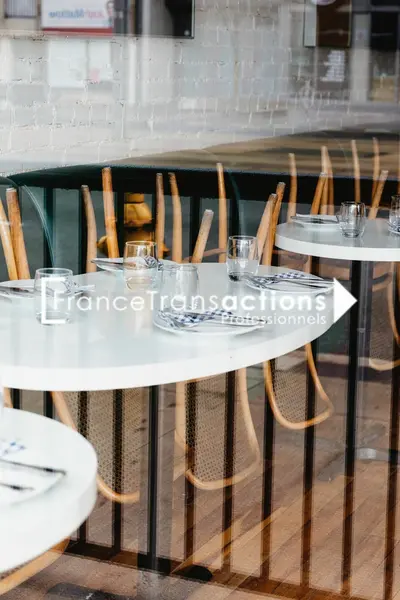 TOULOUSE CARMES, A LOUER LOCAL COMMERCIAL A USAGE DE RESTAURANT
