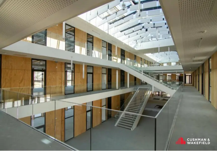 A louer Bureaux 1823m² Pessac