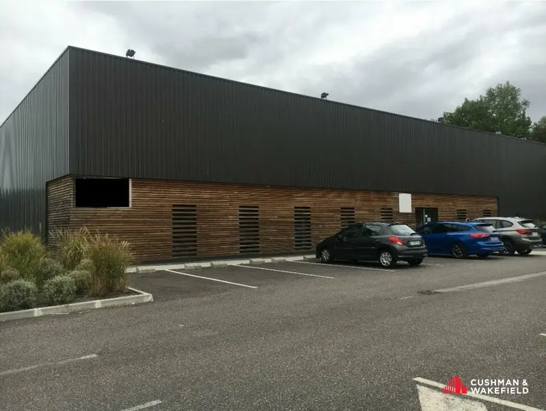 MERIGNAC LOCAL COMMERCIAL A LOUER  
