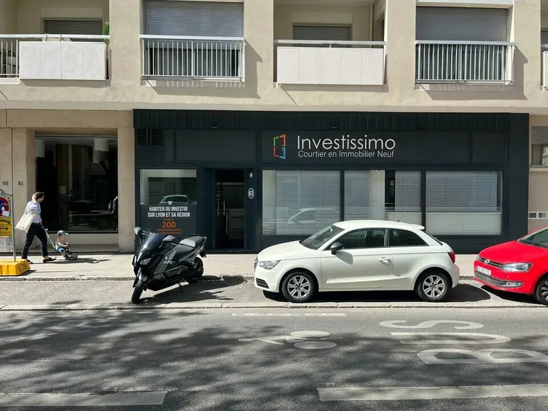 A vendre Local commercial  61.61m² Lyon 06