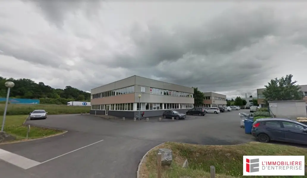 BRUZ - A VENDRE OU A LOUER PLATEAU DE BUREAUX 393 M²