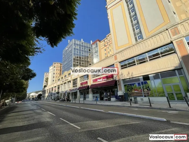 A louer Bureaux 183m² Nice