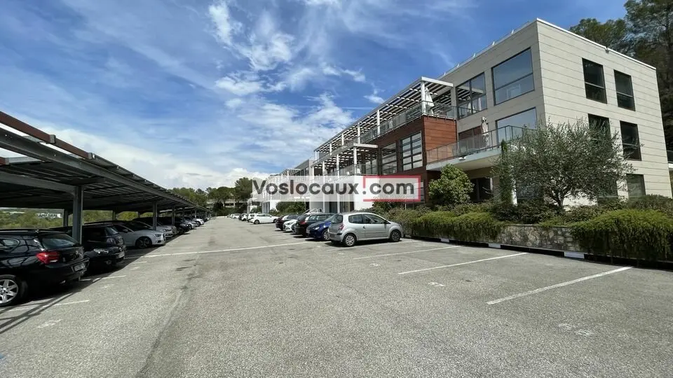 A louer Bureaux 116m² Valbonne