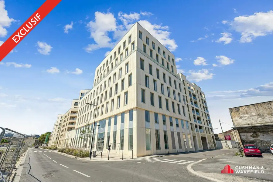 A louer Bureaux 3545.73m² Bordeaux