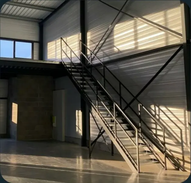 A louer Locaux d'activité 133m² Les Abrets en Dauphiné