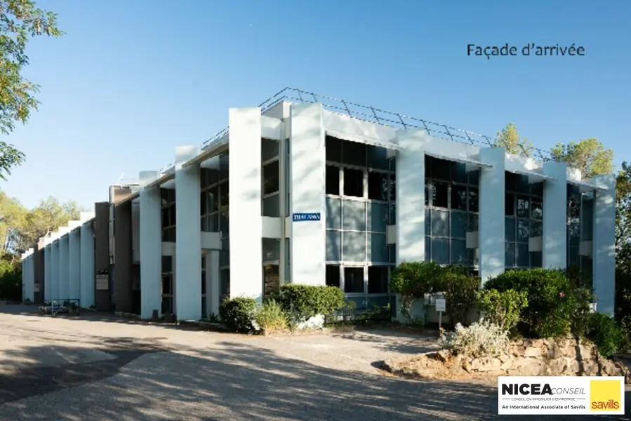 A louer Bureaux 1002m² Valbonne