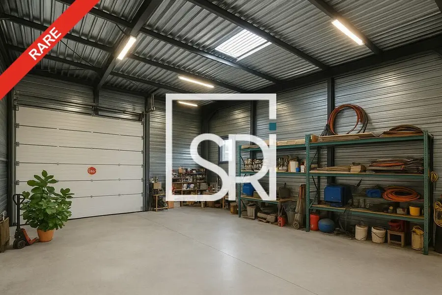 A vendre Entrepôt 756m² Lempdes
