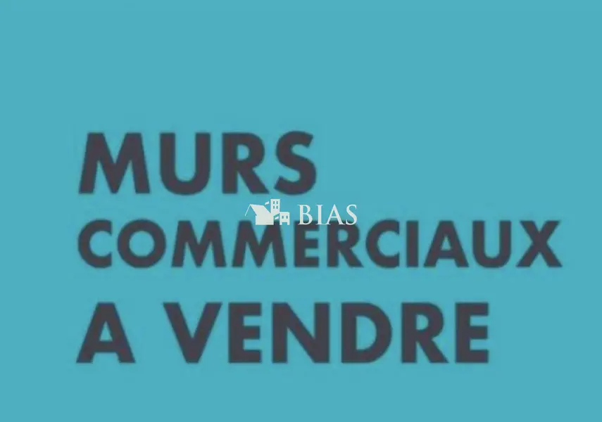 Murs commerciaux à vendre