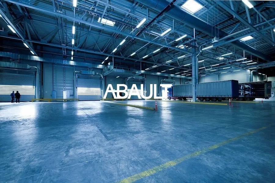 SAINT ALBAN - FENOUILLET - LOCAL COMMERCIAL D'ENVIRON 235m2