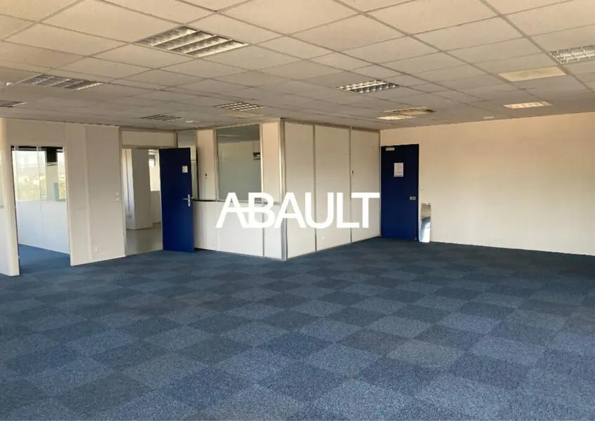 Bureau à louer - Bordeaux (33000) - 660 m² - 7 425 €/mois