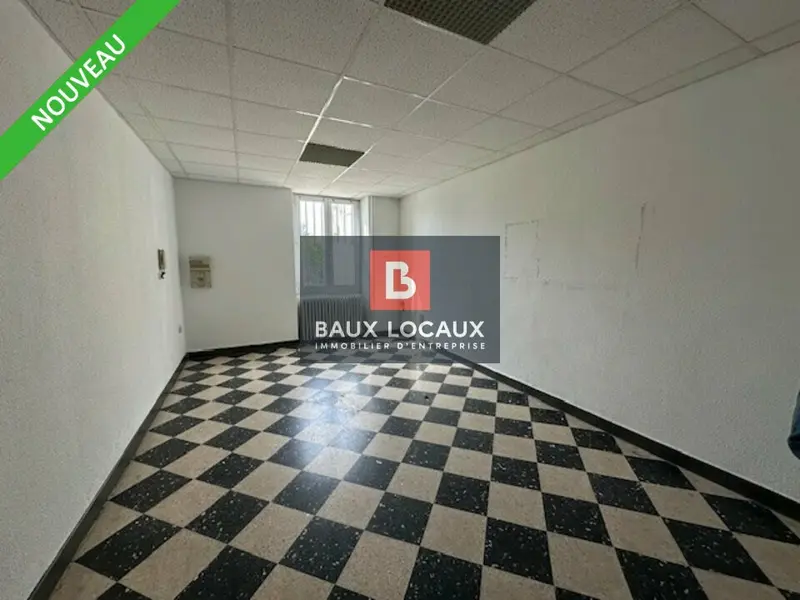 A LOUER BUREAU D'ENVIRON 20M² AU PONTET