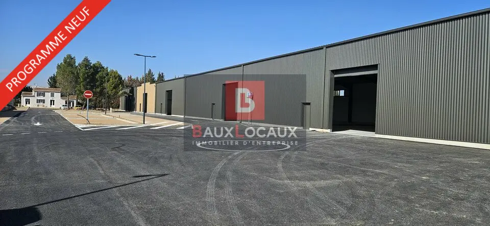 A louer Entrepôt 407m² Carpentras