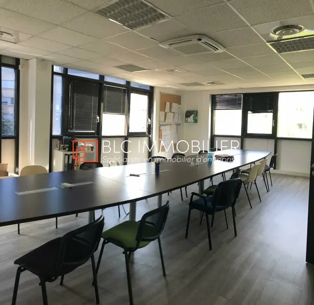 BUREAUX A LOUER 13008 MARSEILLE