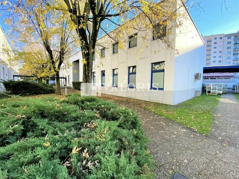 A louer Bureaux 1385.1m² Villeurbanne