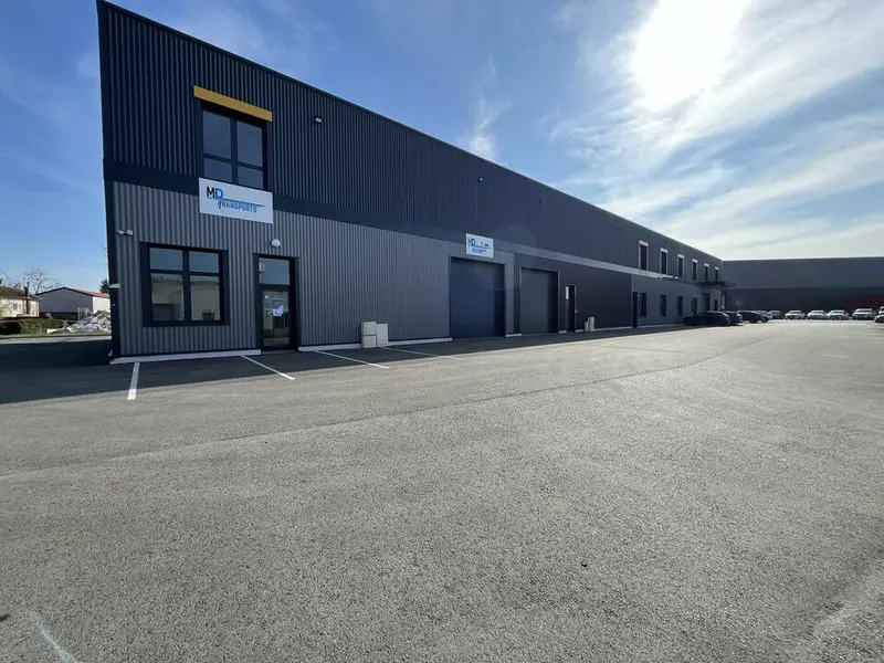 A louer Locaux d'activité 2843m² Albigny-sur-Saône