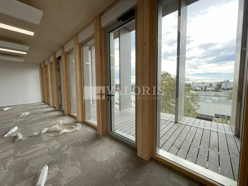 A louer Bureaux 1178.5m² Villeurbanne