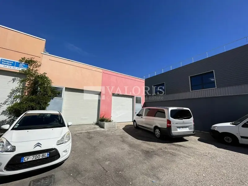 A louer Locaux d'activité 404m² Vénissieux