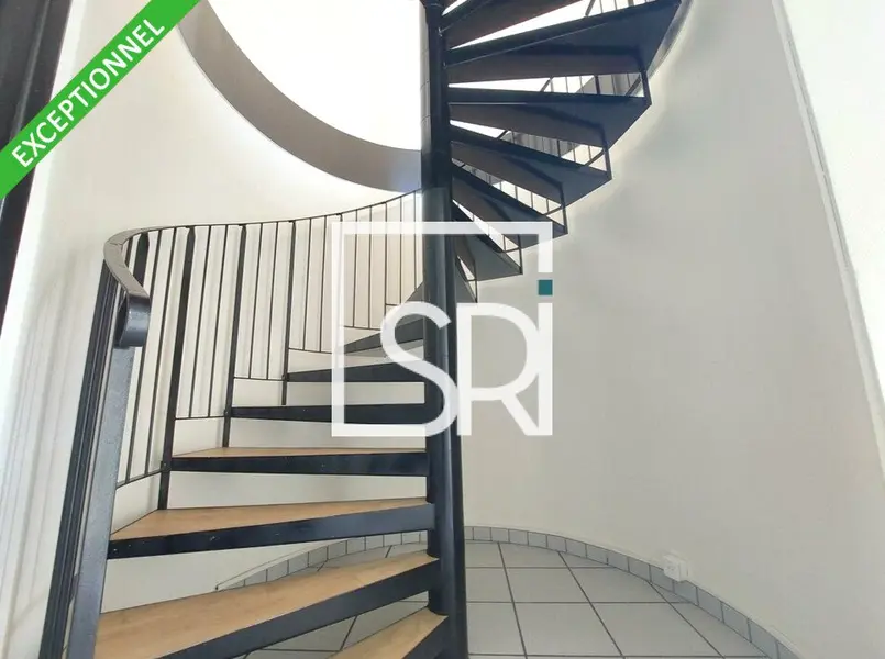 EXCEPTIONNEL - LOCATION BUREAUX 125 m2 - 63300 THIERS