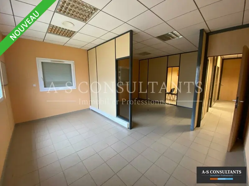 A louer Bureaux 99m² Chabeuil