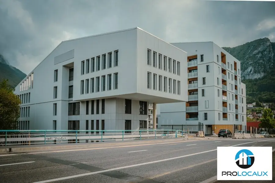 A vendre Bureaux 464.68m² Grenoble