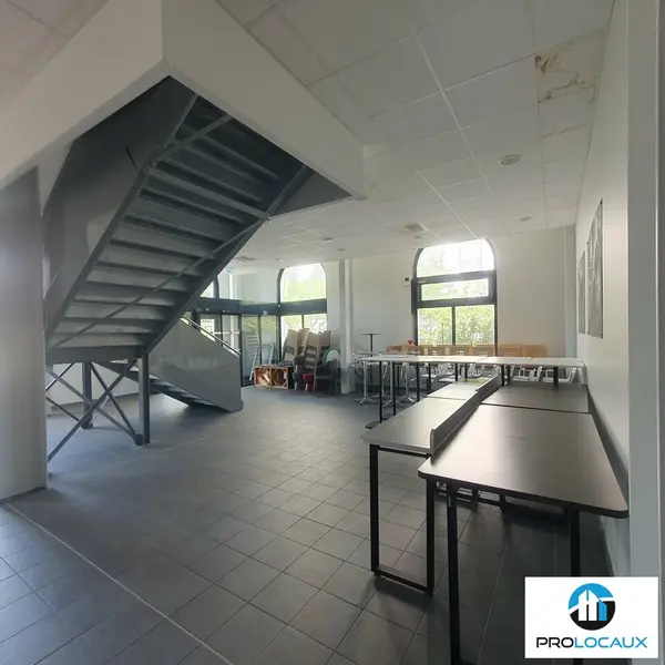 A vendre Local commercial  805m² Grenoble