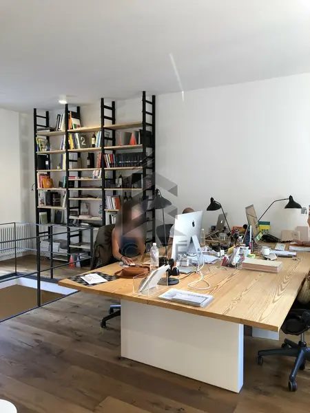 ADRESSE BORDEAUX CHARTRONS - SUPERBES BUREAUX A LOUER - PROCHE TRAM