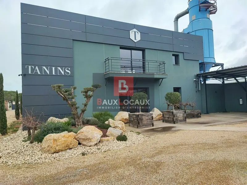 LOCAL D'ACTIVITE D'ENVIRON 1 450 m² STOCKAGE ET BUREAUX