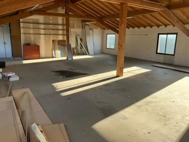 A louer Local commercial  200m² Auterive