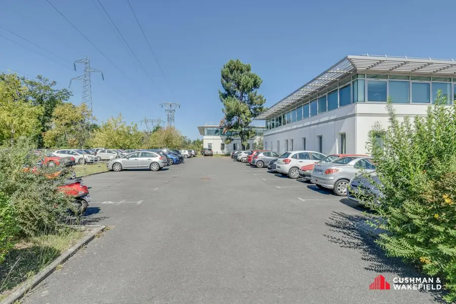 A louer Bureaux 1157m² Pessac