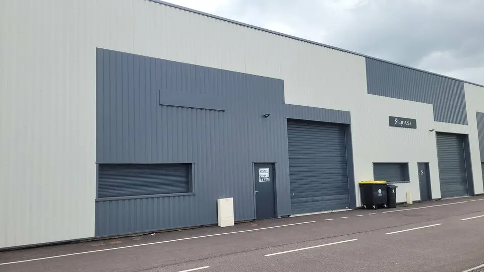 A louer Locaux d'activité 252m² Canteleu