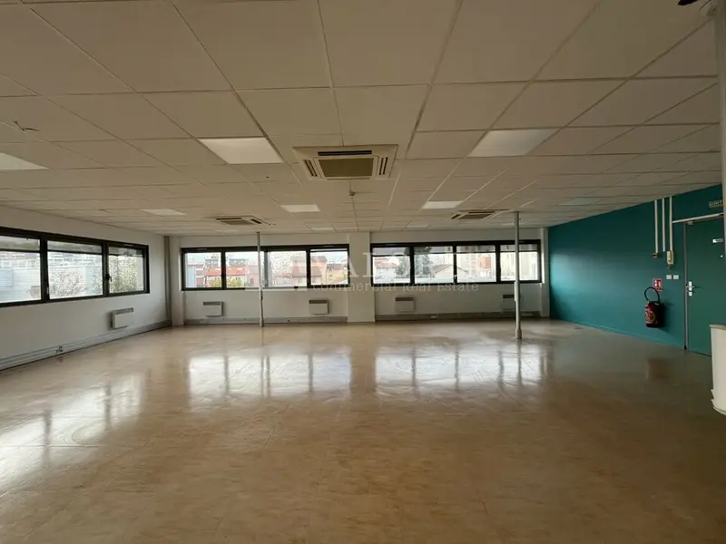 A louer Bureaux 151m² Lyon 08