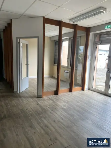 A vendre Bureaux 394.06m² Carquefou