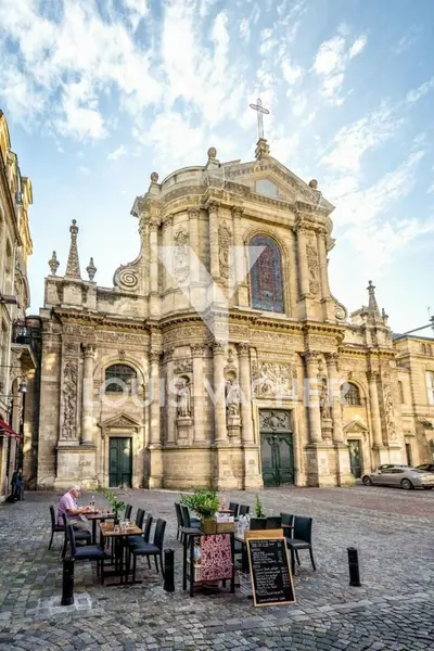 Fonds de commerce à vendre - Restauration - Bordeaux (33000) - 500 000 €
