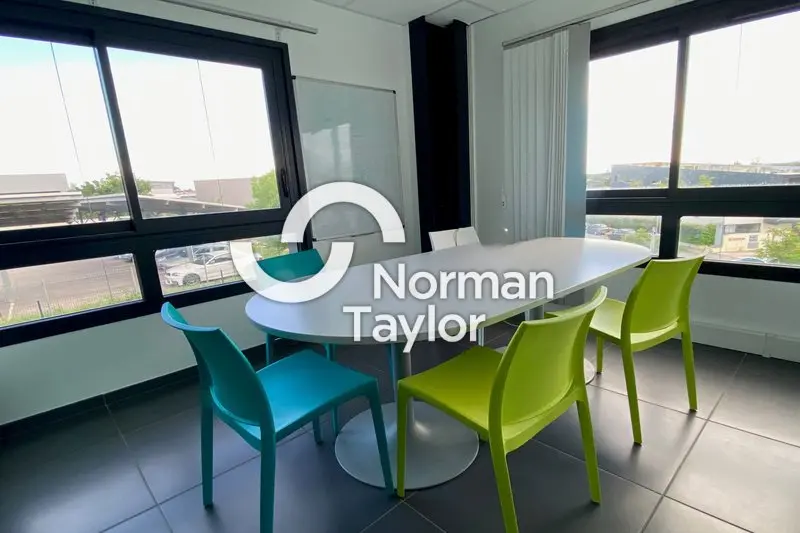 A louer Bureaux 330m² Montpellier