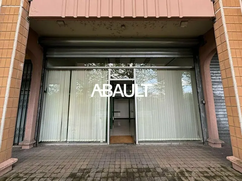 A VENDRE MURS LIBRES D'ENVIRON 65M² PONT DES DEMOISELLES