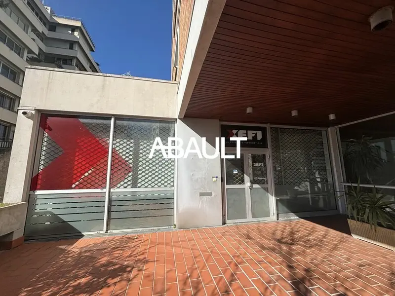 A louer Local commercial  180m² Toulouse