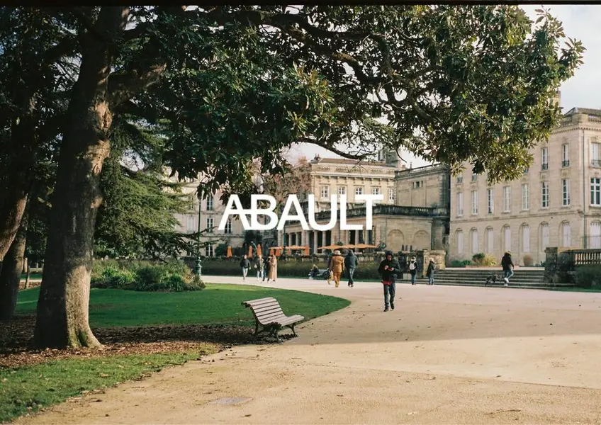 A vendre Local commercial  231m² Bordeaux