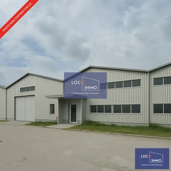 À LOUER  ENTREPÔT AVEC BUREAUX  AMBARÈS-ET-LAGRAVE (33440)