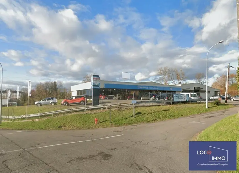 A vendre Locaux d'activité 1450m² Orthez
