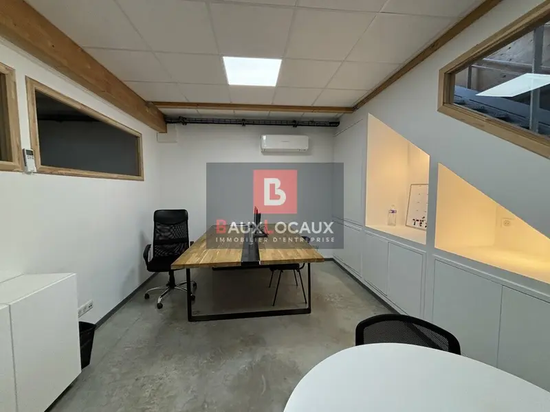 AVIGNON ZFU  LOCAL MIXTE BUREAUX / ACTIVITÉ  410 m²  À VENDRE