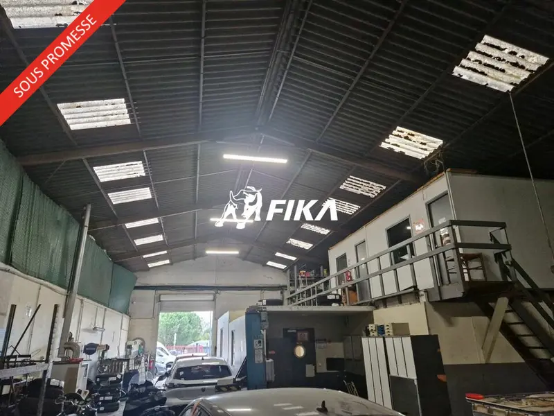 VENTE ENTREPOT D'ACTIVITÉ 900 m²-(31200) TOULOUSE