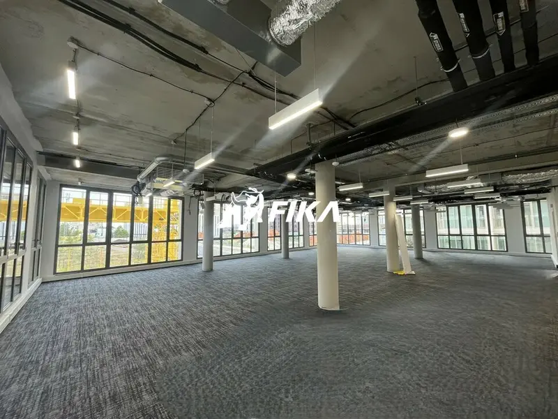 Bureaux et Commerces d'Exception au cur d'Euratlantique - Bordeaux 